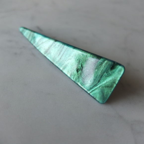 Emerald Iridescent Marble Hairclip Small - Picture 4 of 6